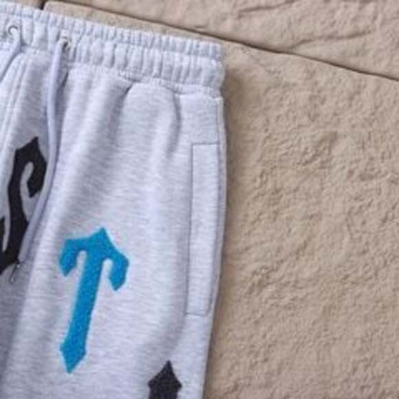 Trapstar Irongate Arch Chenille 2.0 Joggers in Grey/Blue - Picture 6 of 8